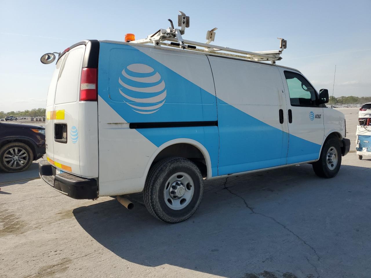 2011 CHEVROLET EXPRESS 2500