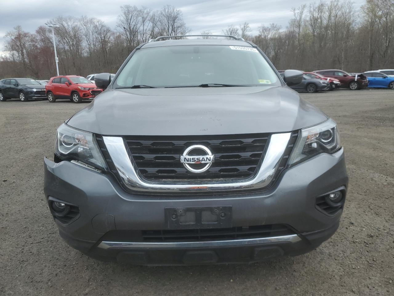 2017 NISSAN PATHFINDER