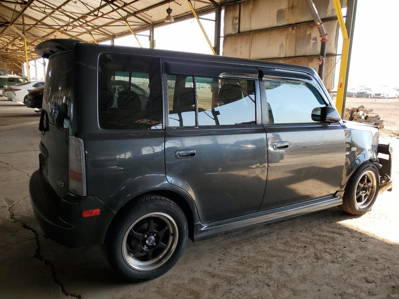 2006 TOYOTA SCION