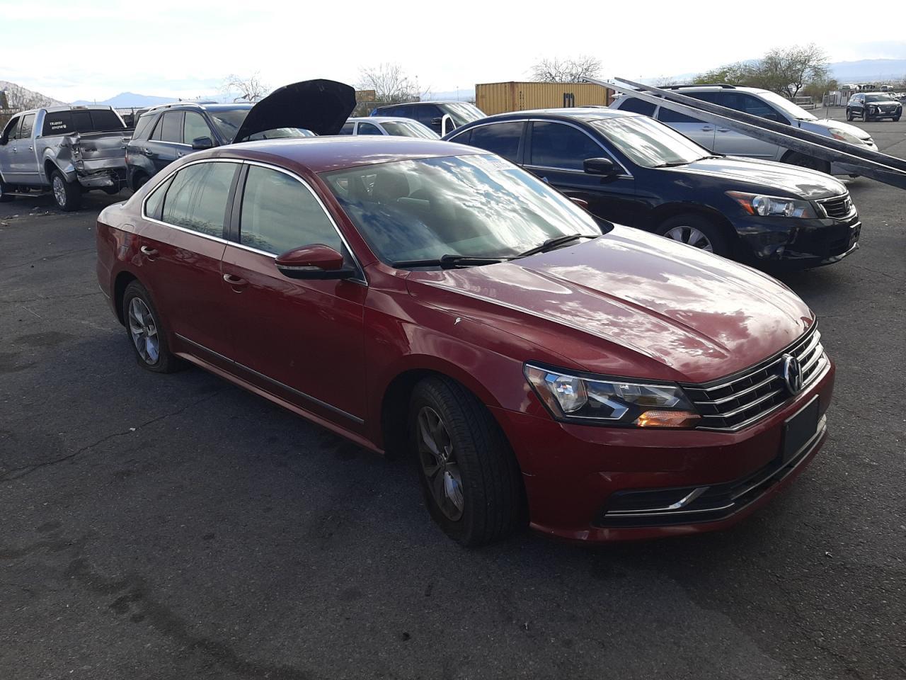 2016 VOLKSWAGEN Passat