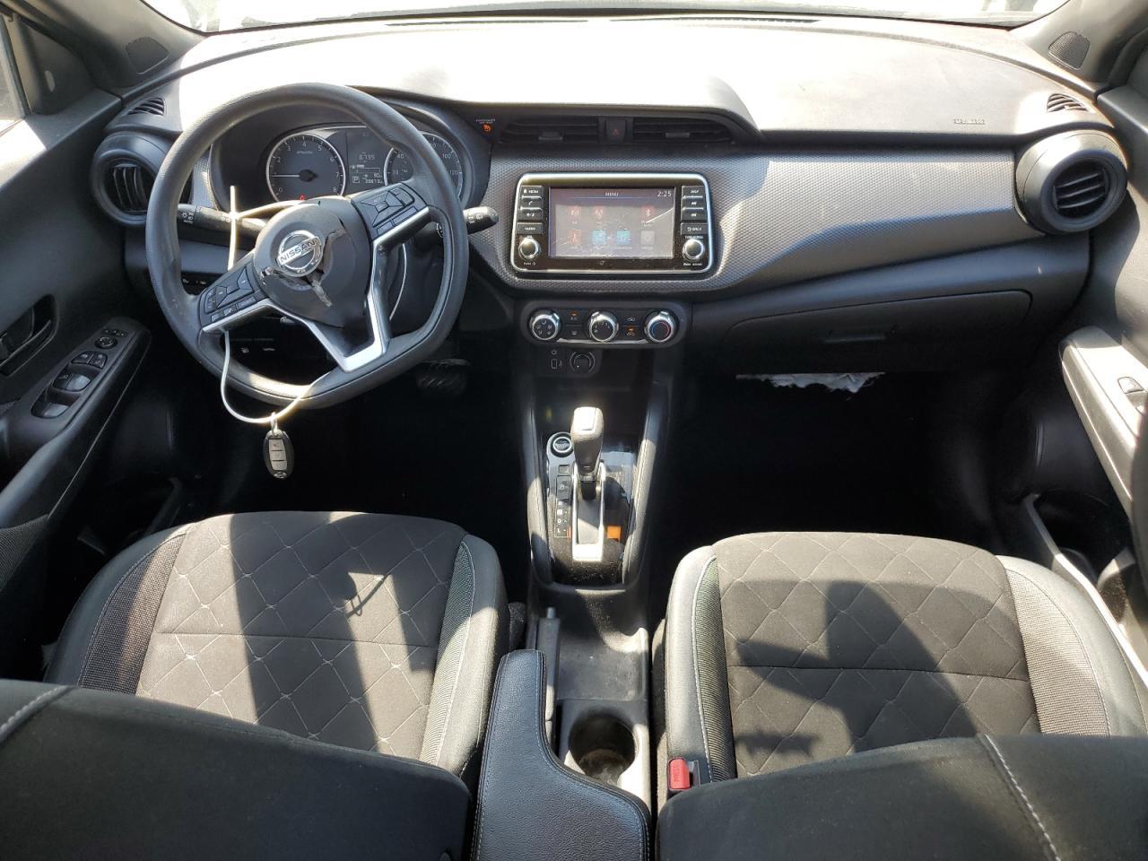 2020 NISSAN KICKS