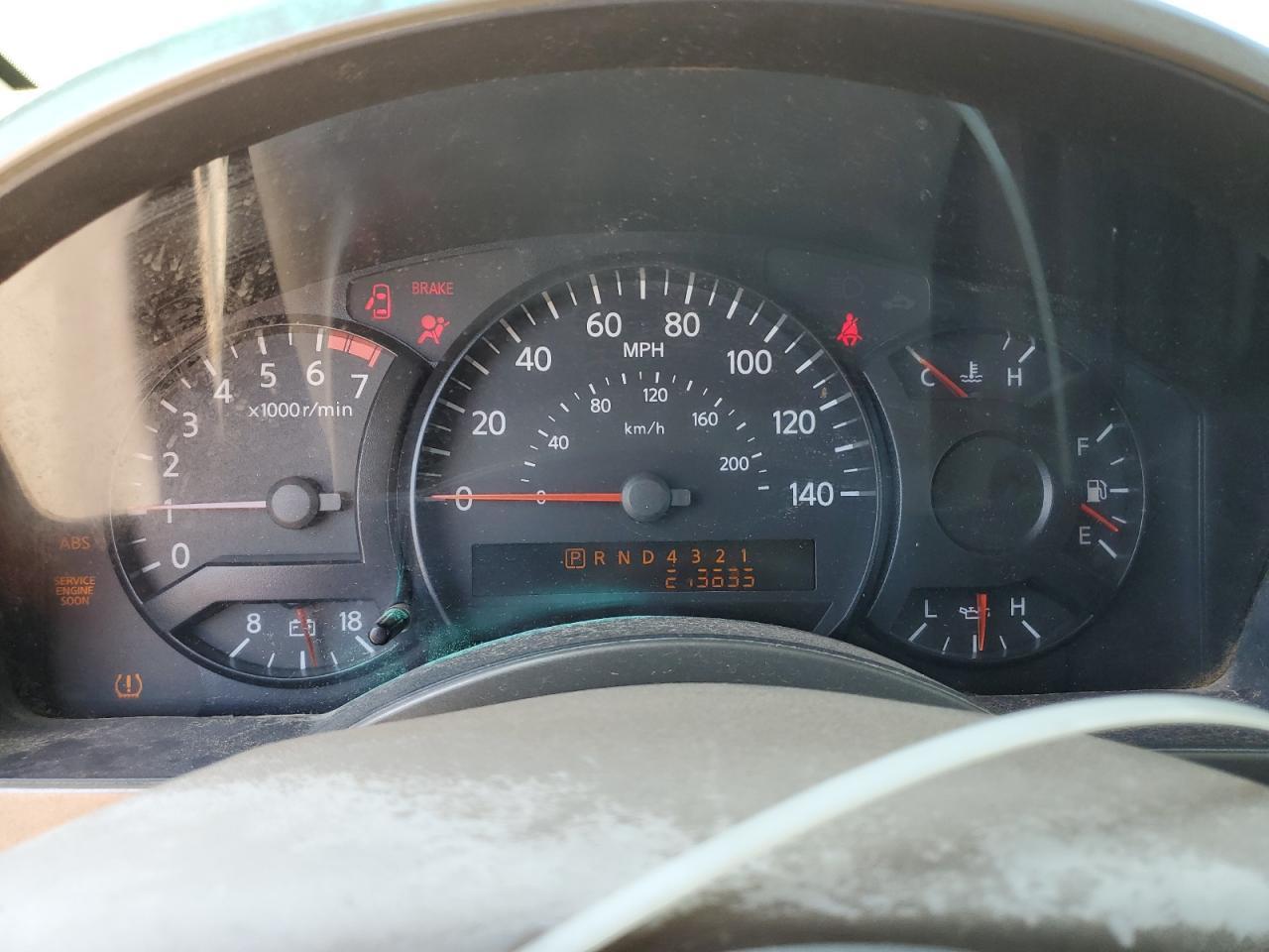 2004 NISSAN Titan
