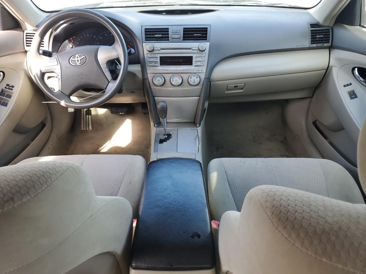 2011 TOYOTA CAMRY