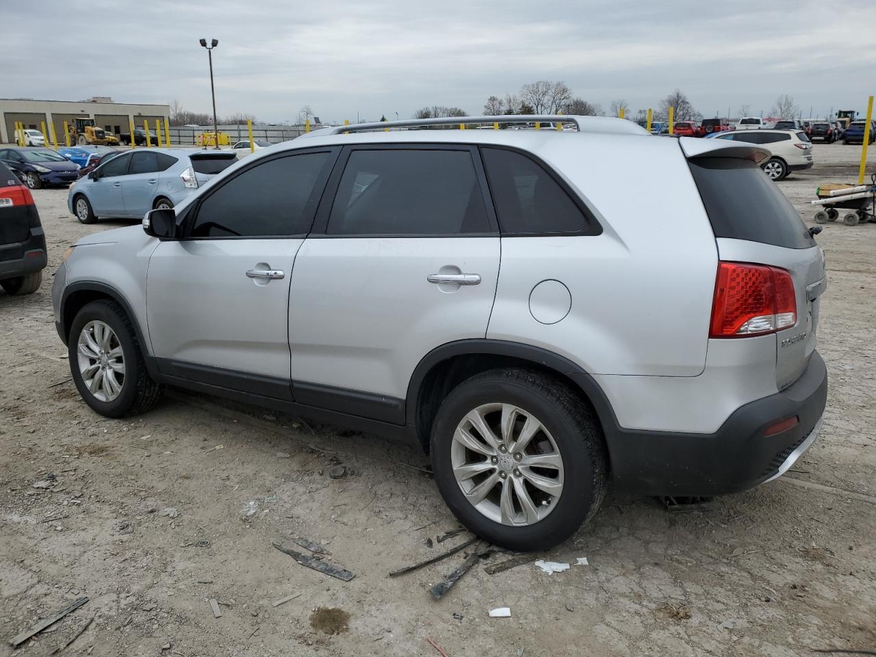 2011 KIA SORENTO