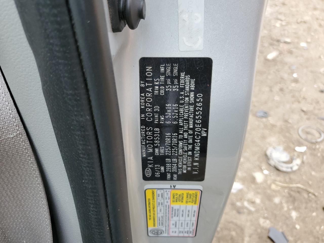 2014 KIA SEDONA