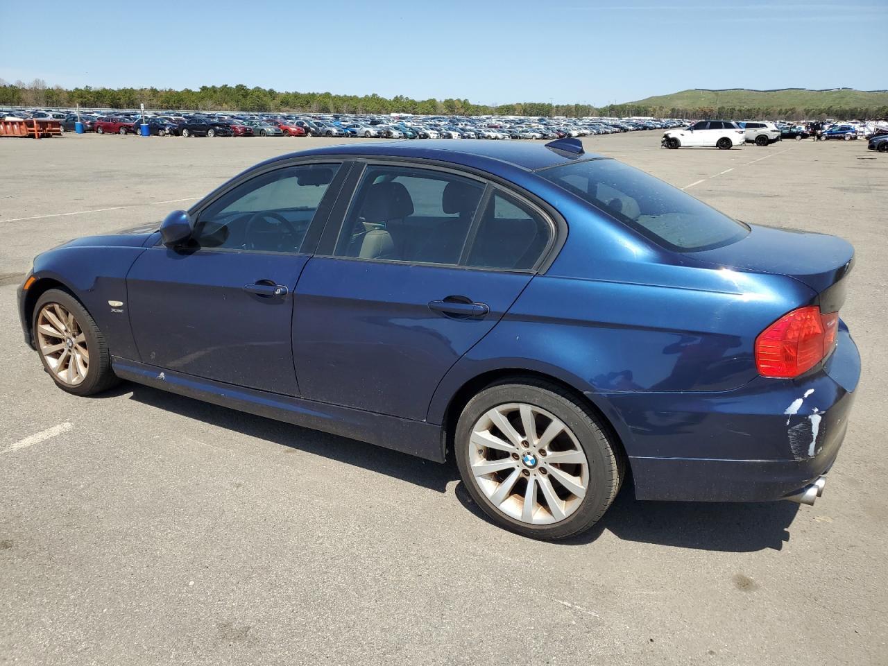 2011 BMW 3 SERIES