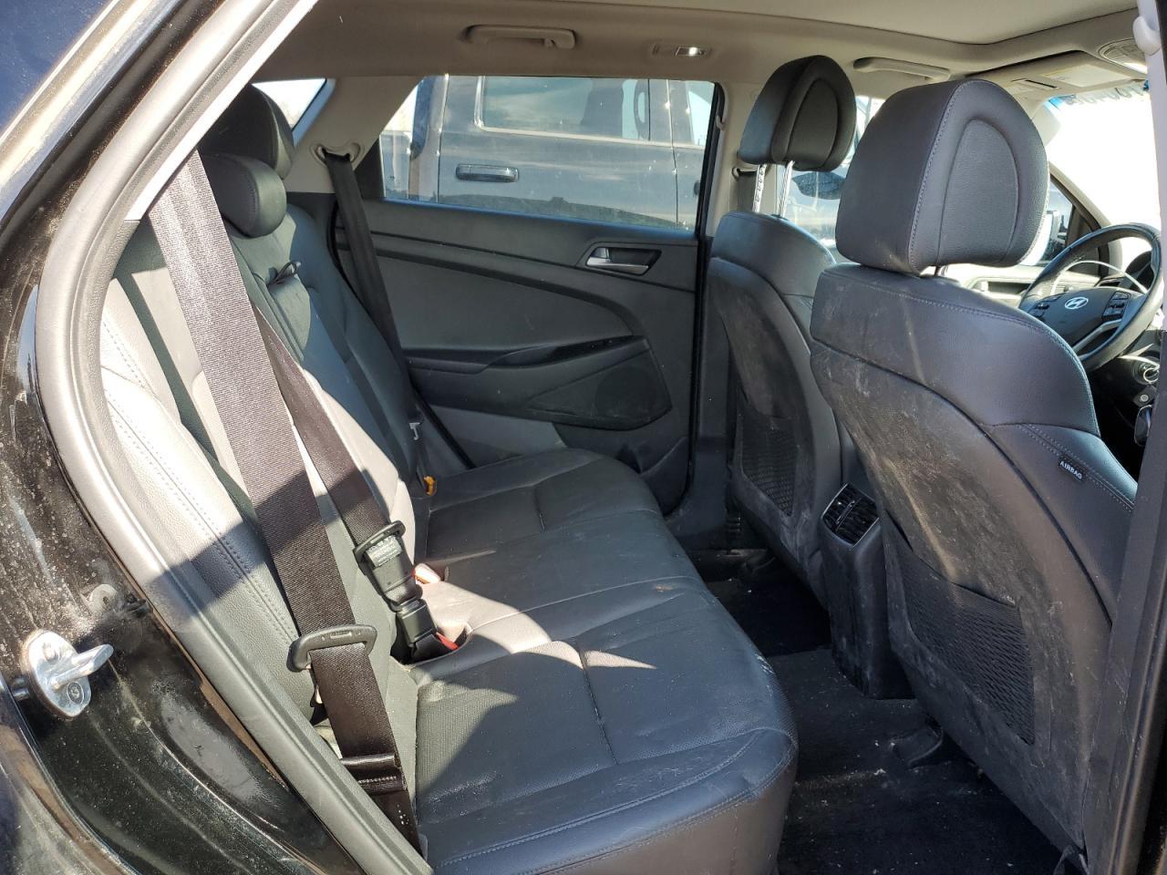 2017 HYUNDAI TUCSON