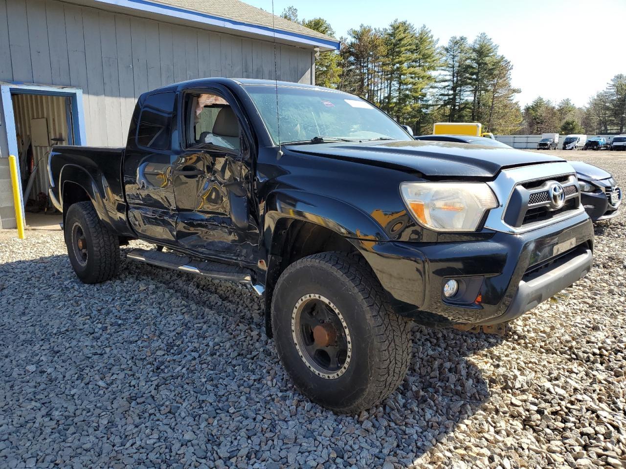 2012 TOYOTA TACOMA