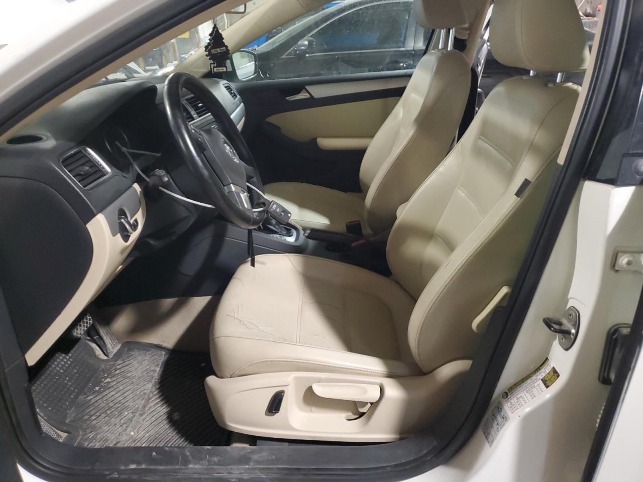 2014 VOLKSWAGEN JETTA