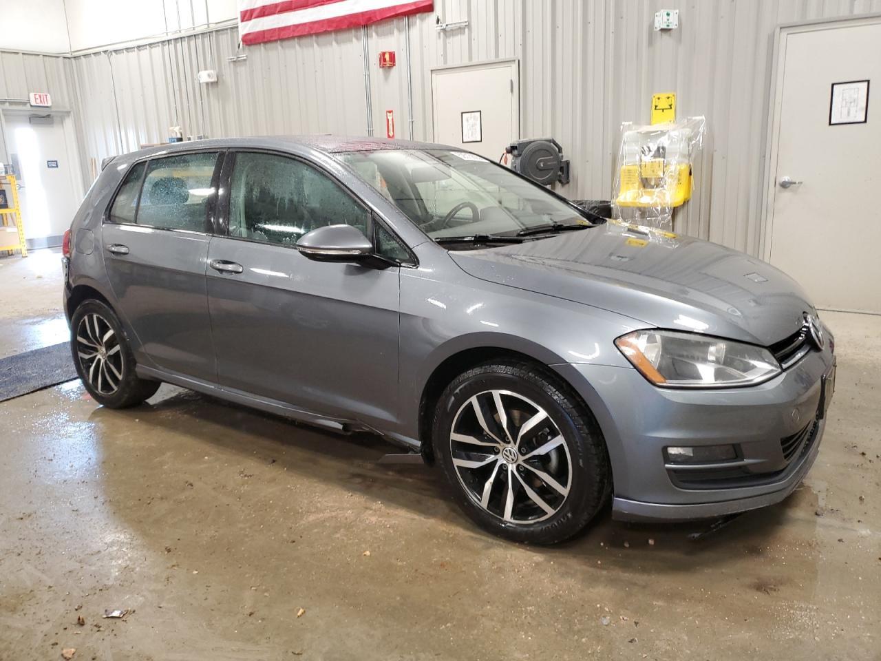 2015 VOLKSWAGEN GOLF