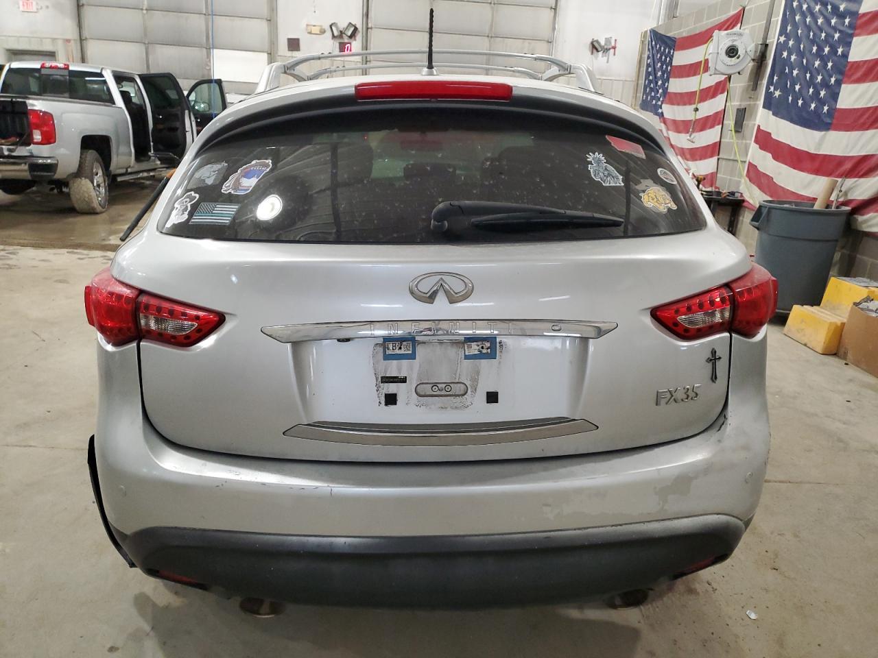 2012 INFINITI FX35