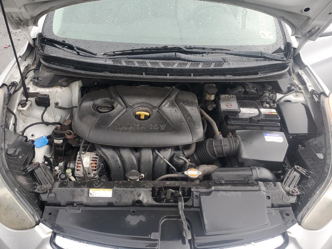 2011 HYUNDAI ELANTRA