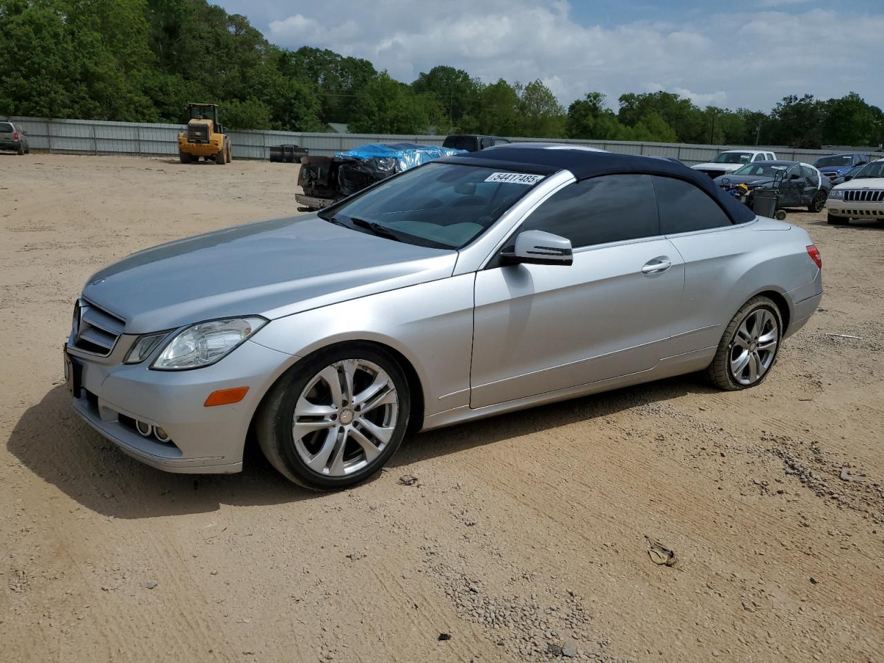 2011 MERCEDES-BENZ E-Class