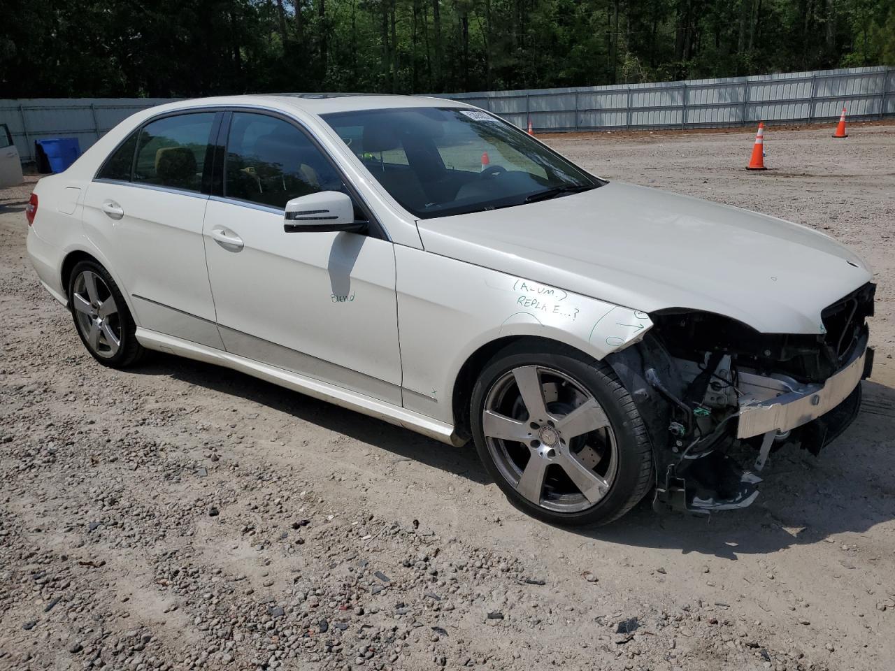 2011 MERCEDES-BENZ E-Class