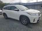 2017 TOYOTA HIGHLANDER