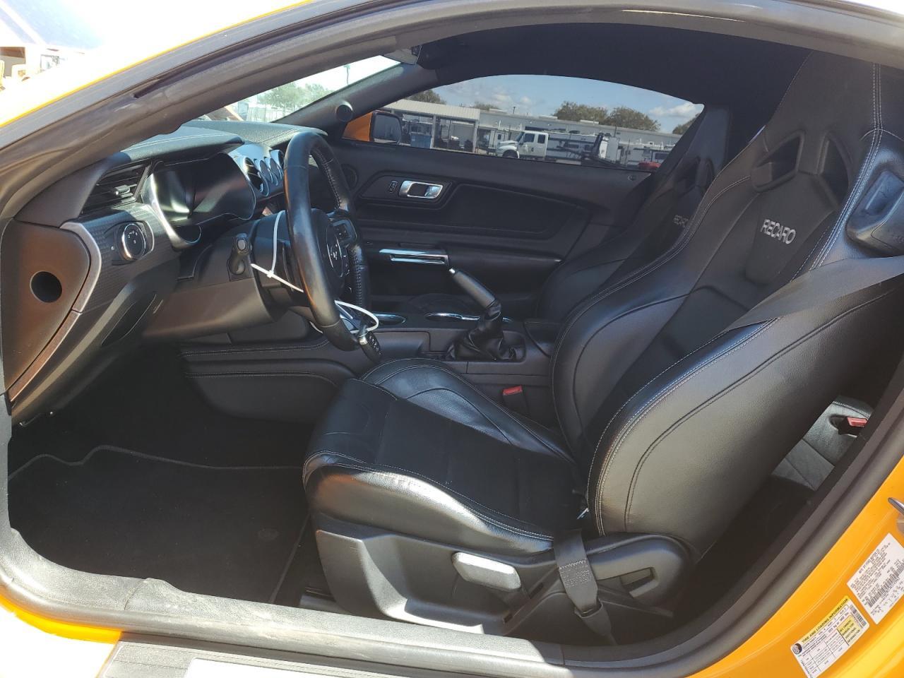 2019 FORD MUSTANG