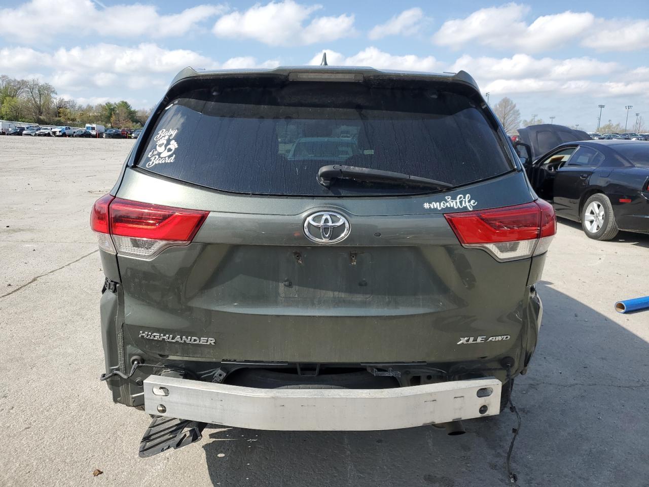 2019 TOYOTA HIGHLANDER