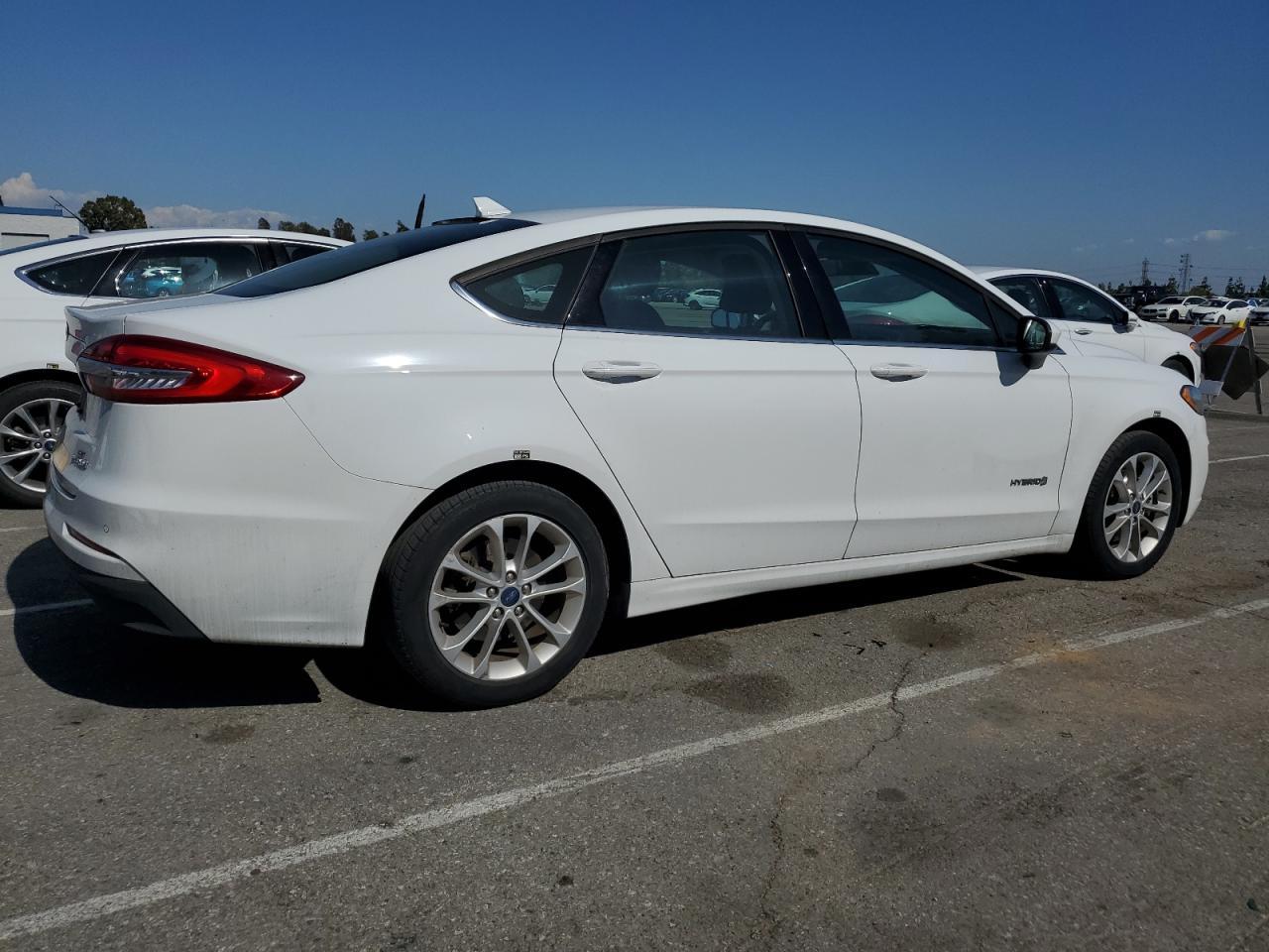 2019 FORD FUSION