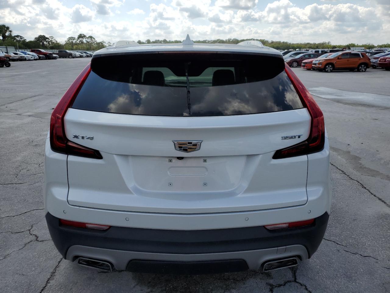 2020 CADILLAC XT4