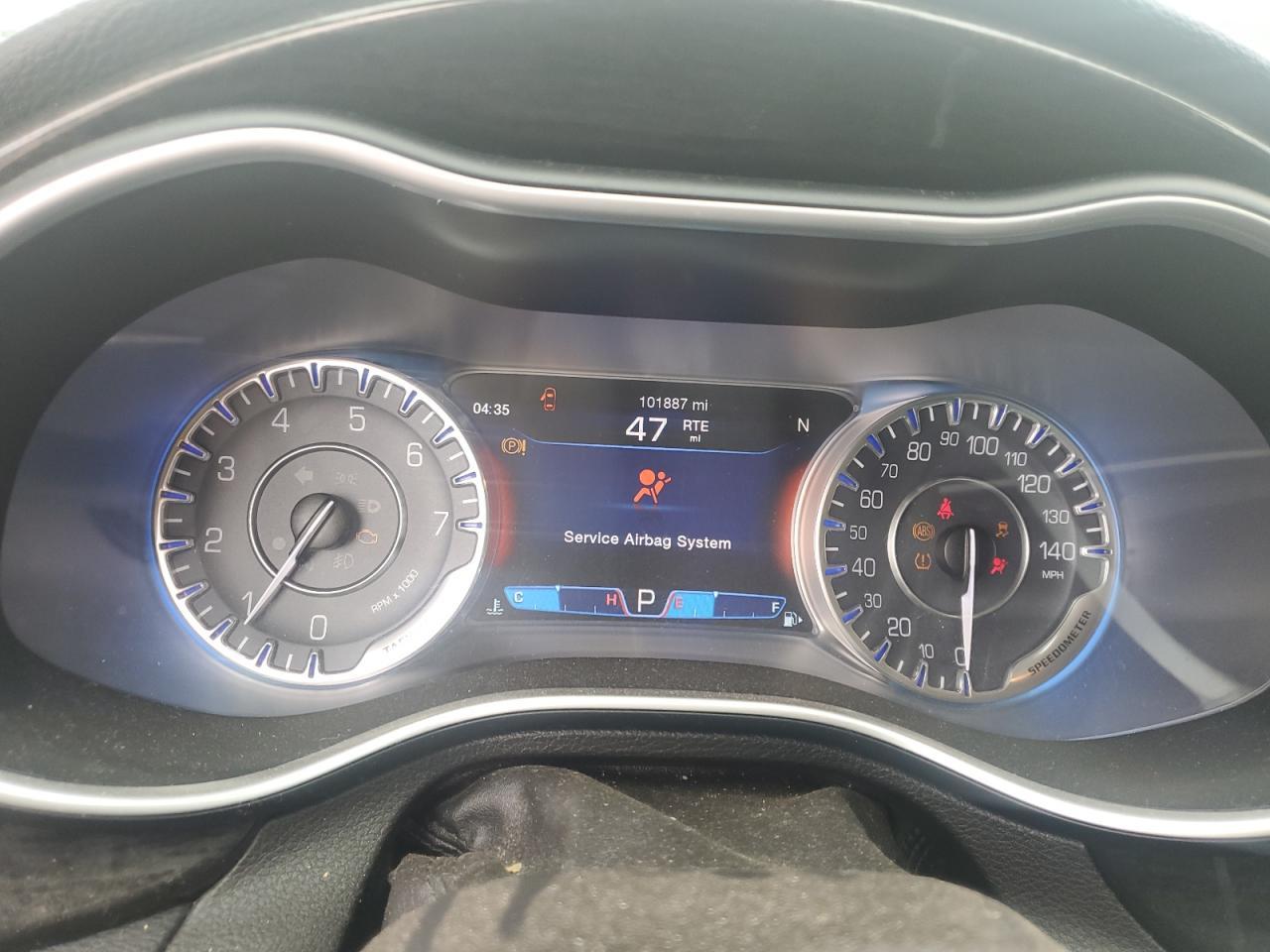 2015 CHRYSLER 200