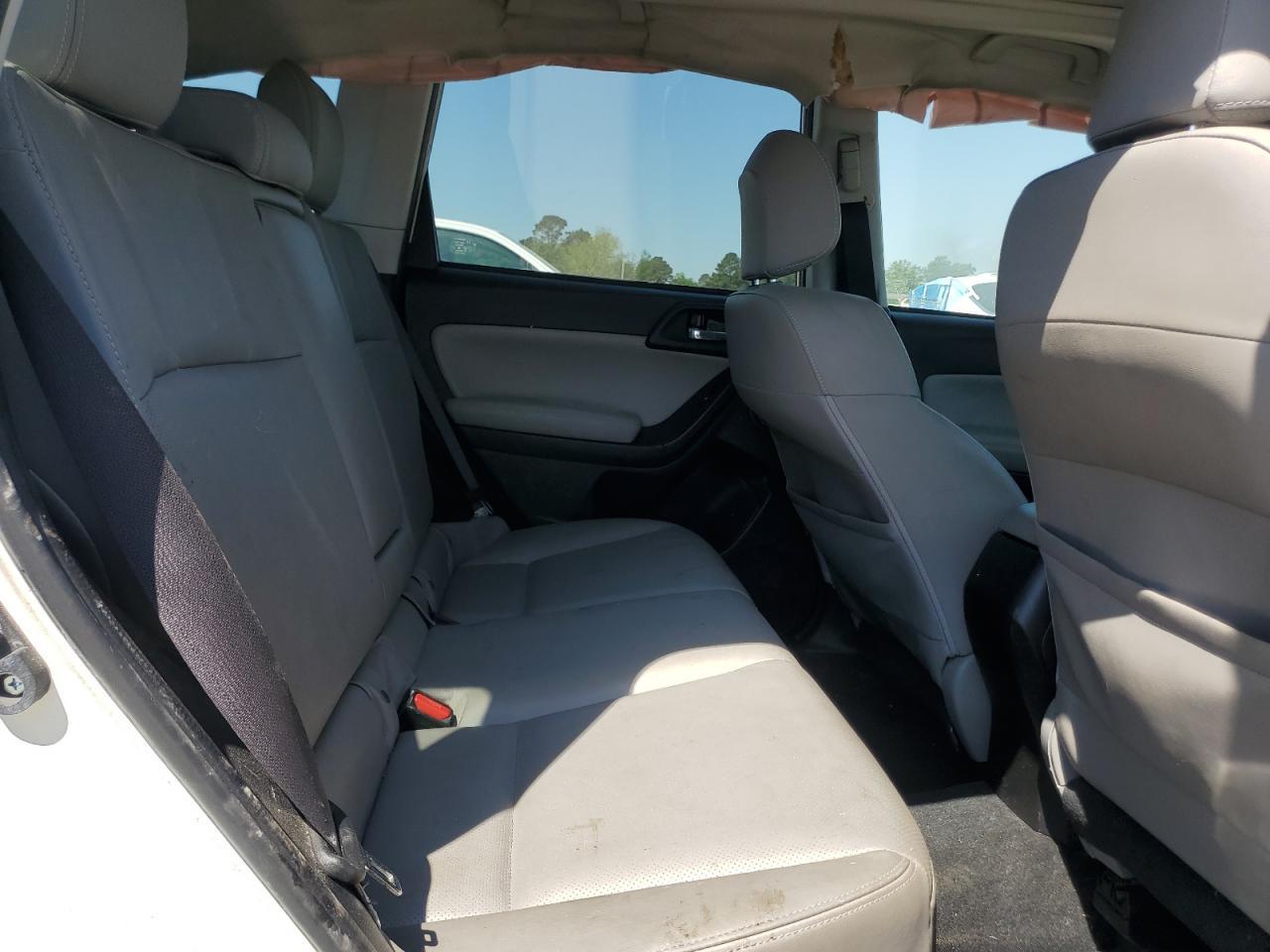 2015 SUBARU FORESTER