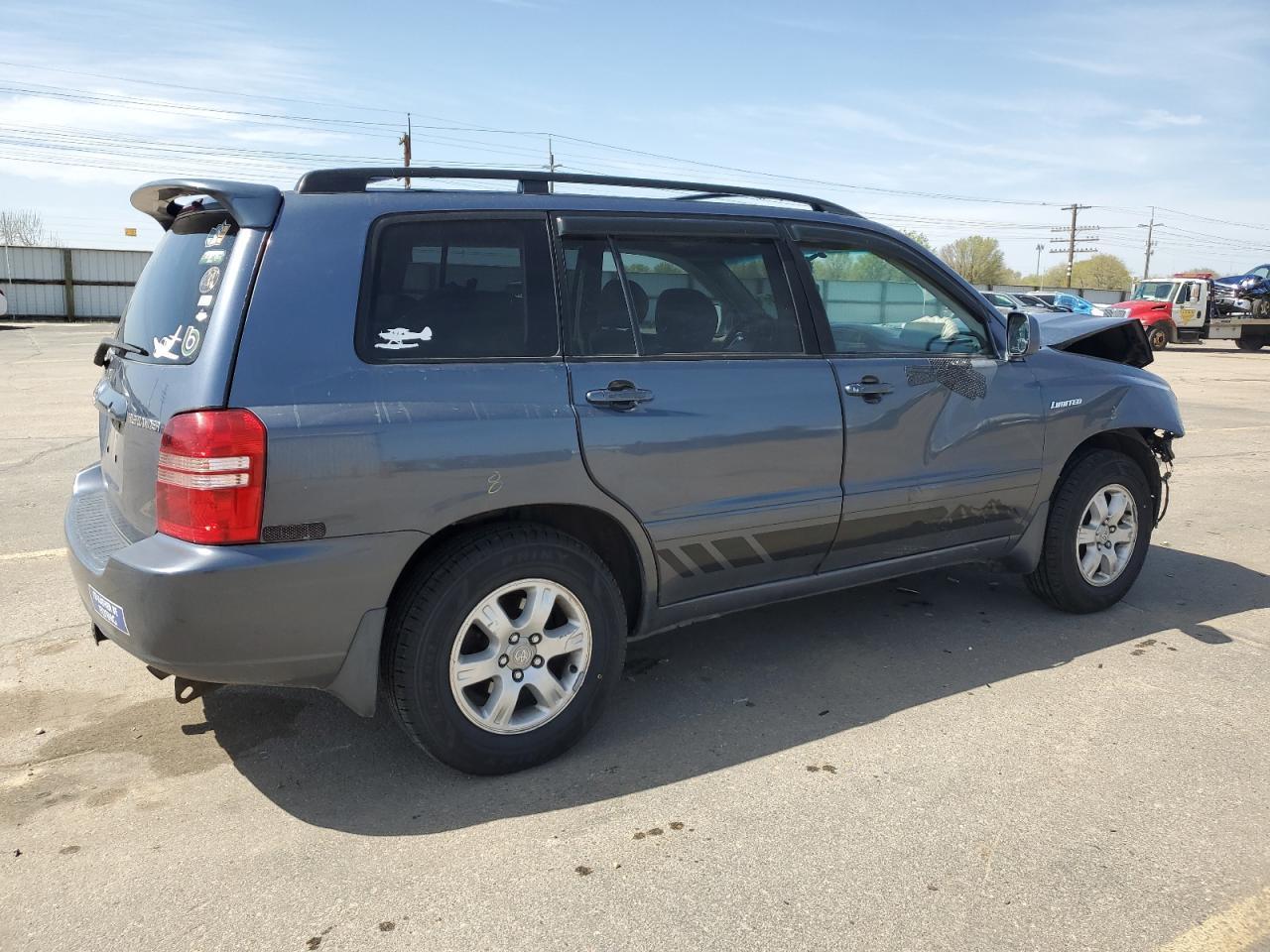 2002 TOYOTA HIGHLANDER