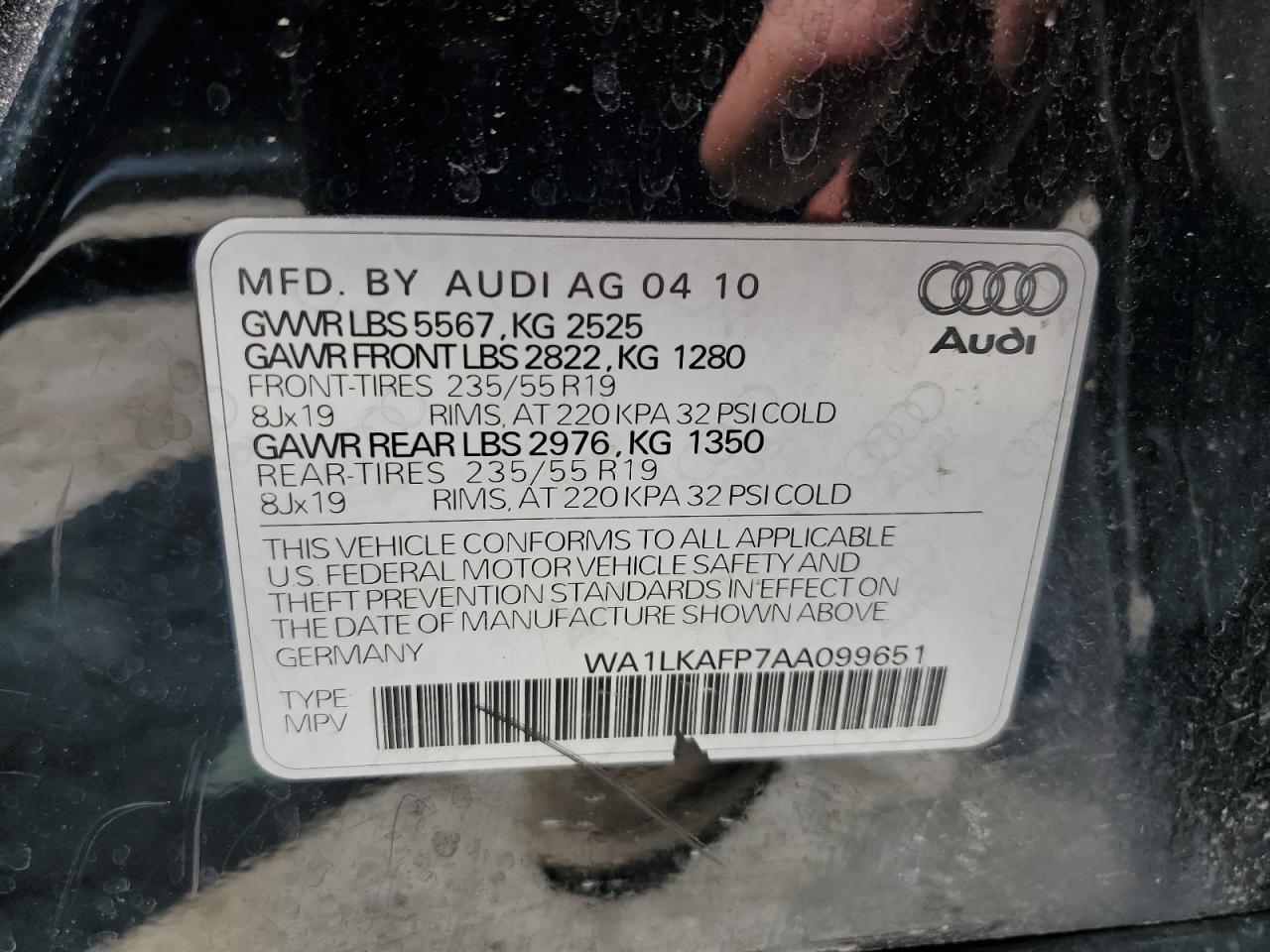 2010 AUDI Q5