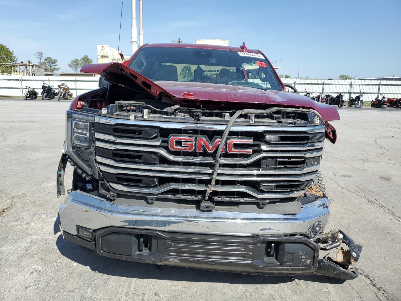 2023 GMC Sierra