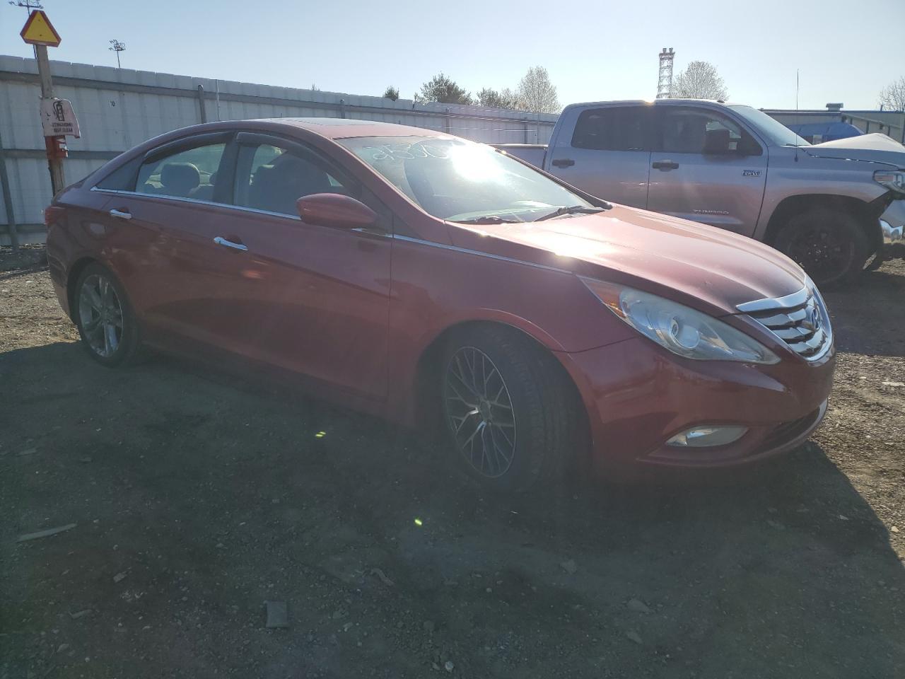 2011 HYUNDAI SONATA