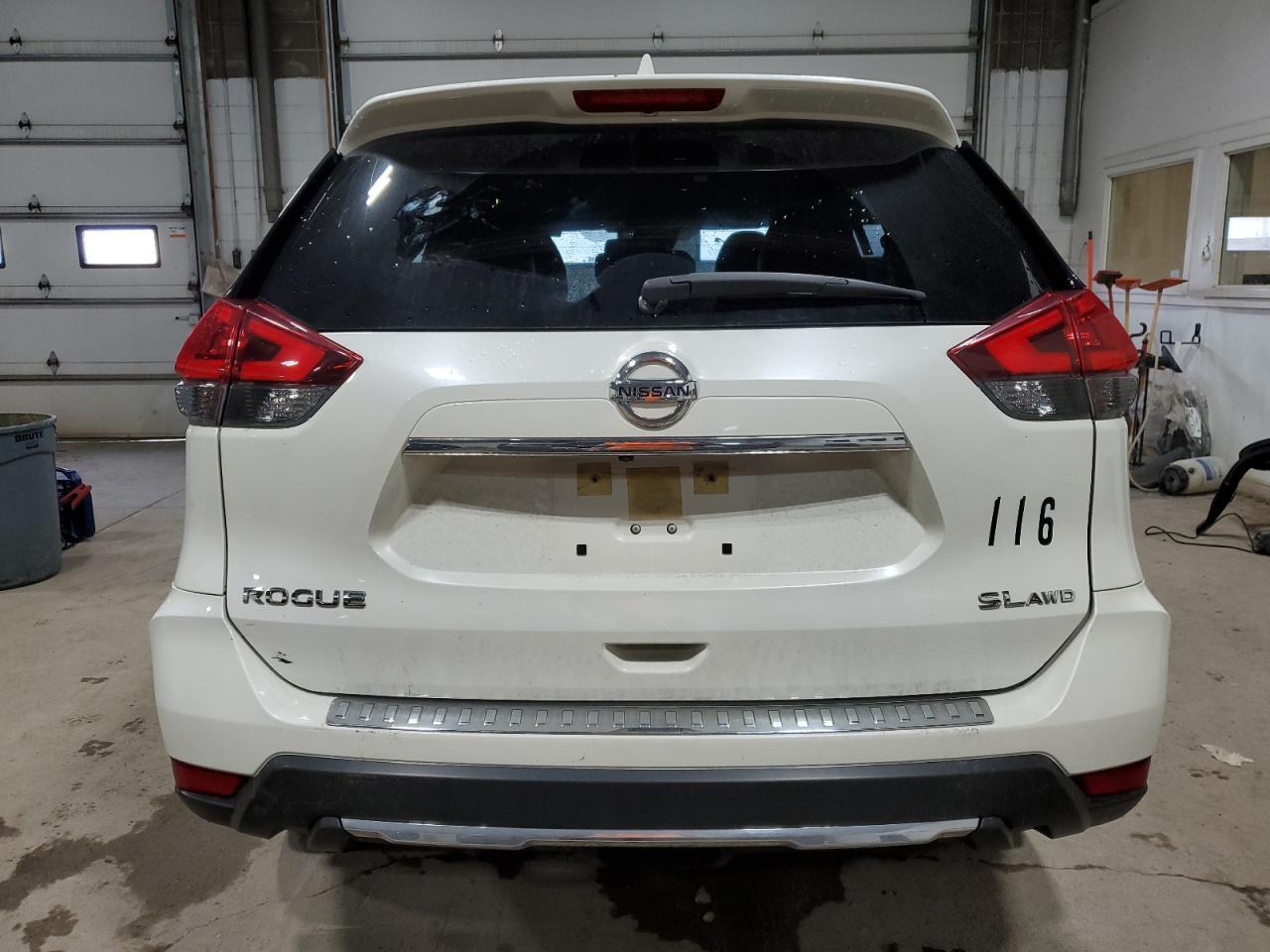 2018 NISSAN ROGUE