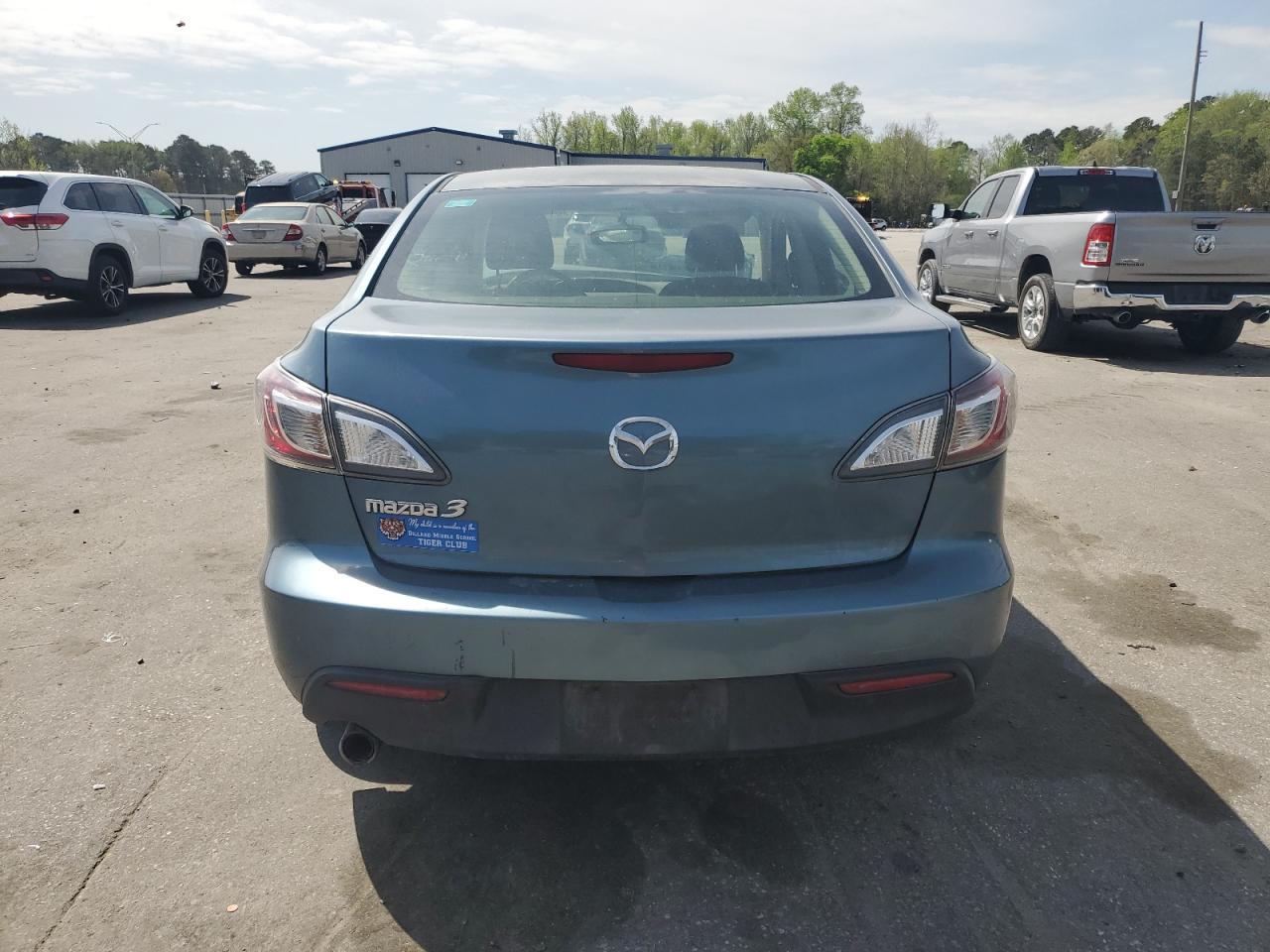 2010 MAZDA 3