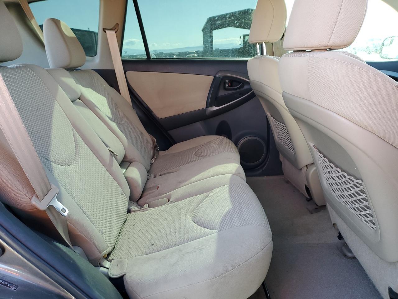 2012 TOYOTA RAV4