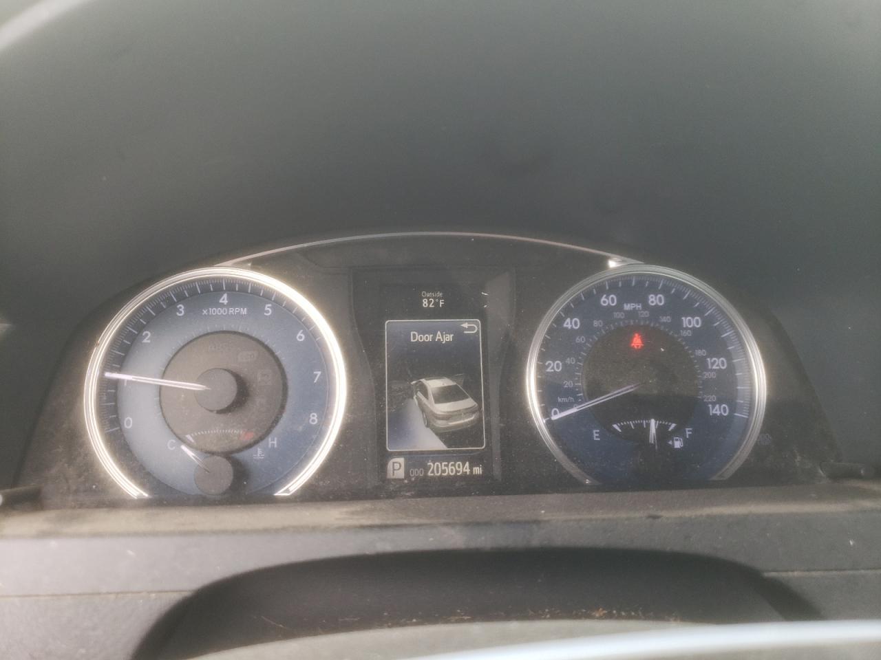 2016 TOYOTA CAMRY