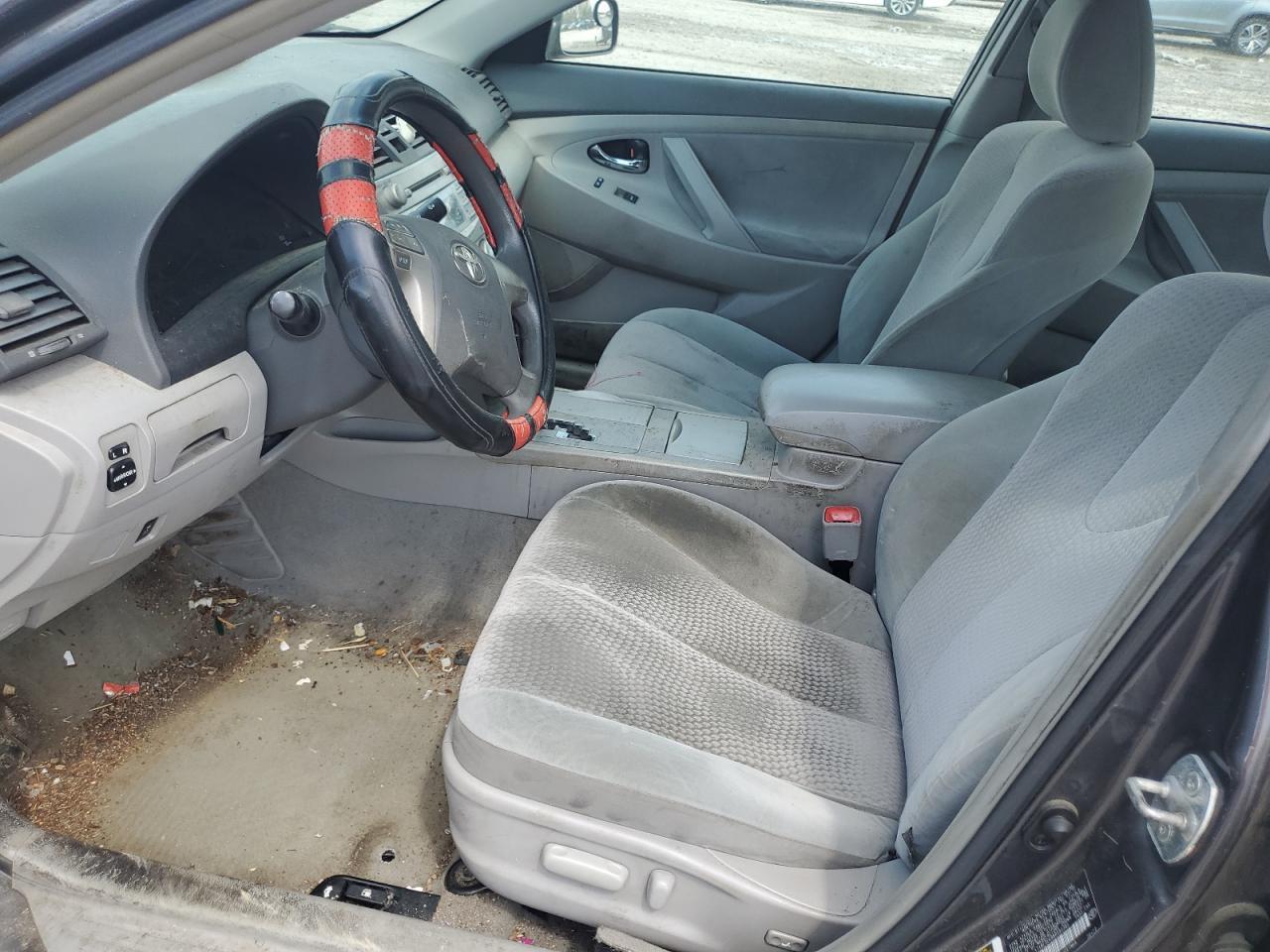 2011 TOYOTA CAMRY
