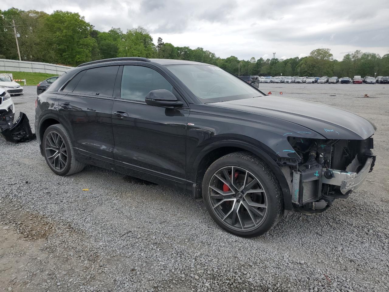 2021 AUDI Q8