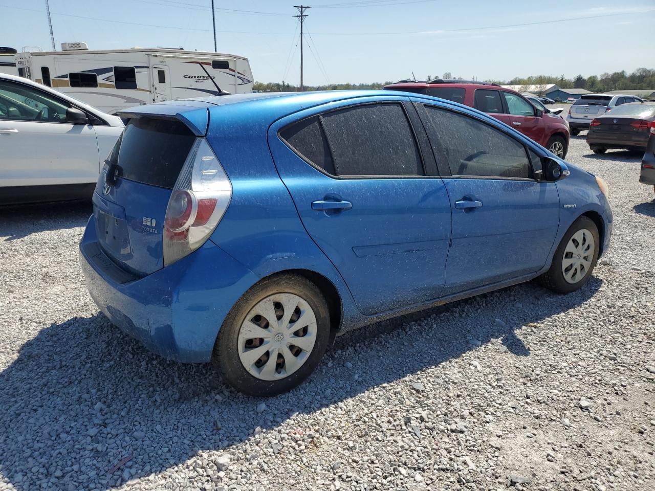 2013 TOYOTA Prius c