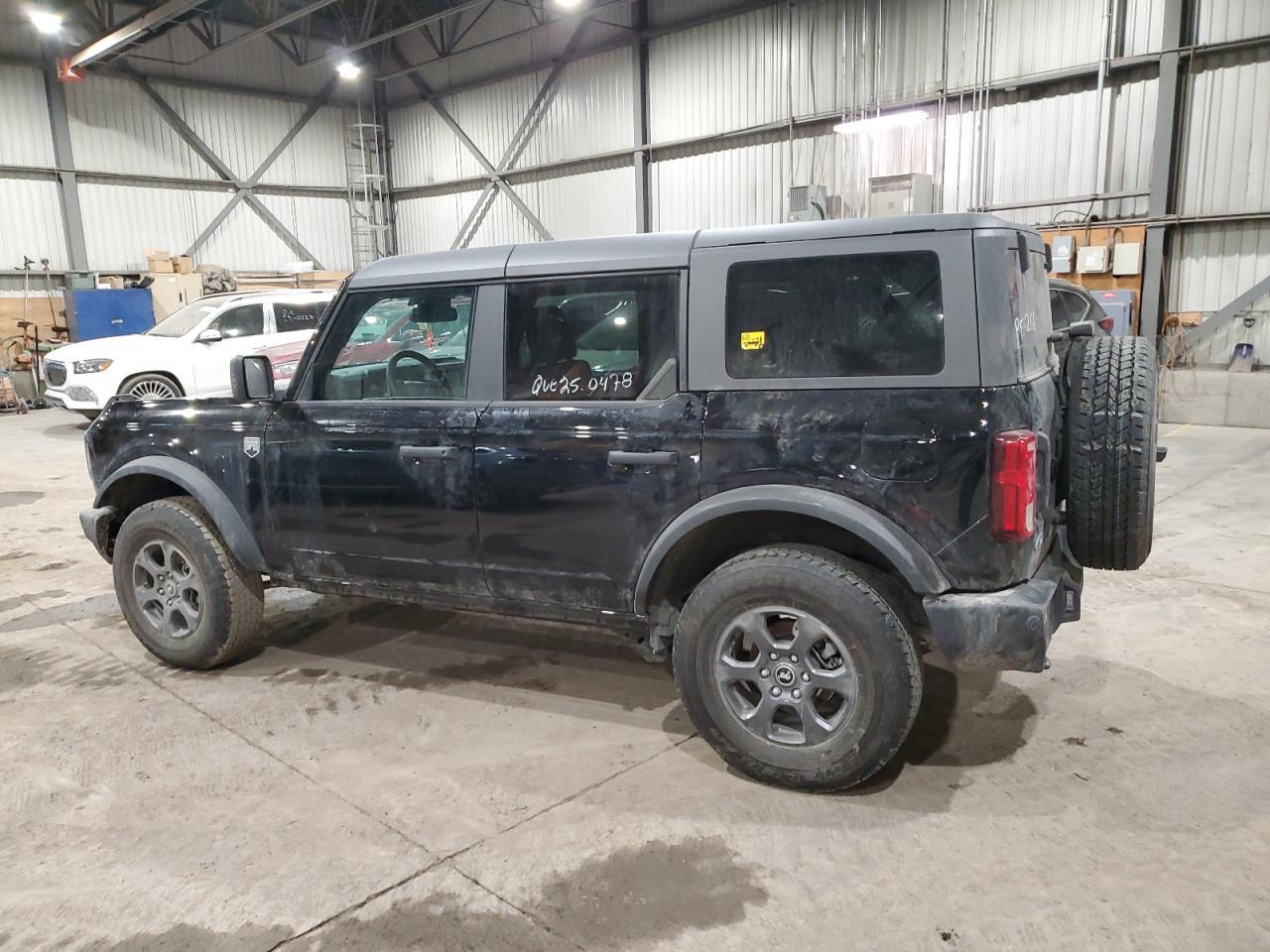 2024 FORD Bronco