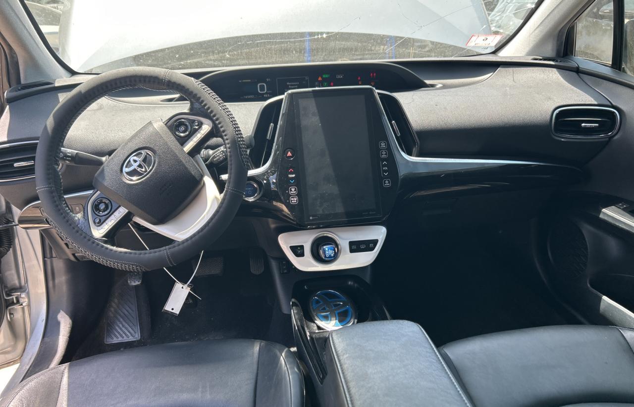 2017 TOYOTA PRIUS