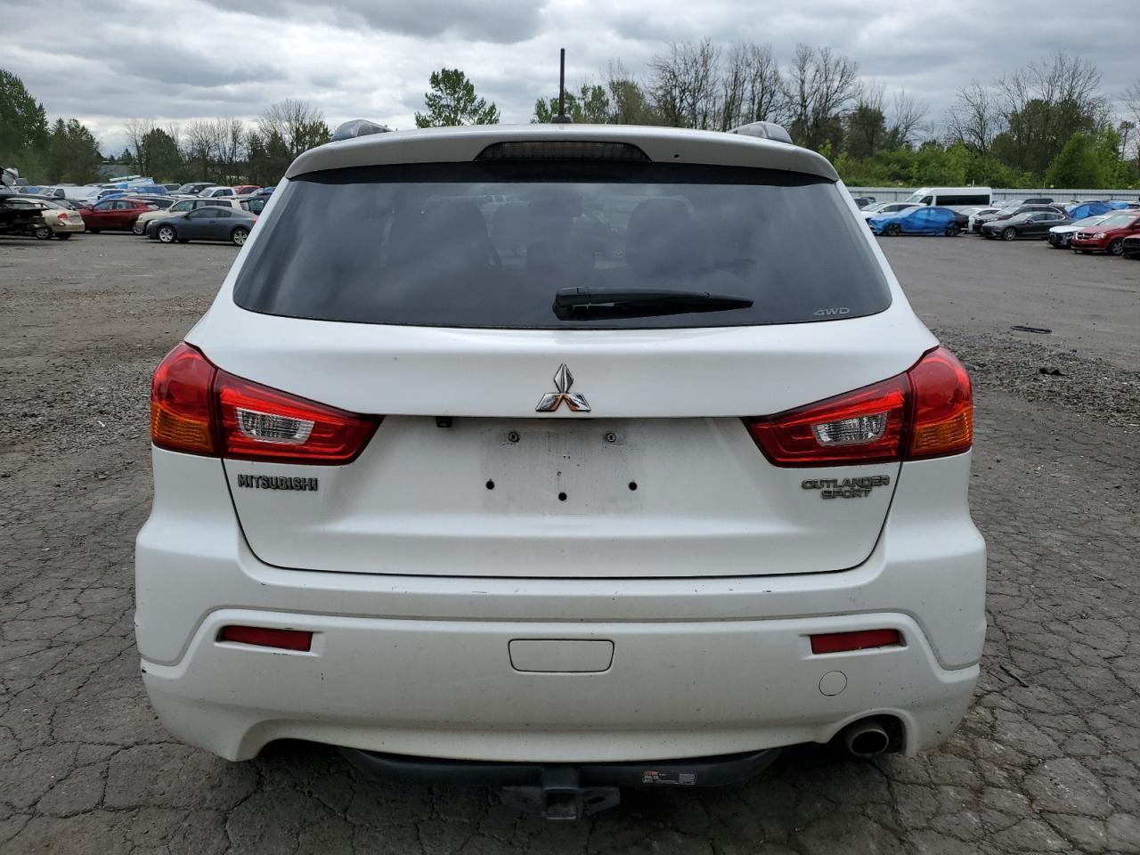 2011 MITSUBISHI outlander