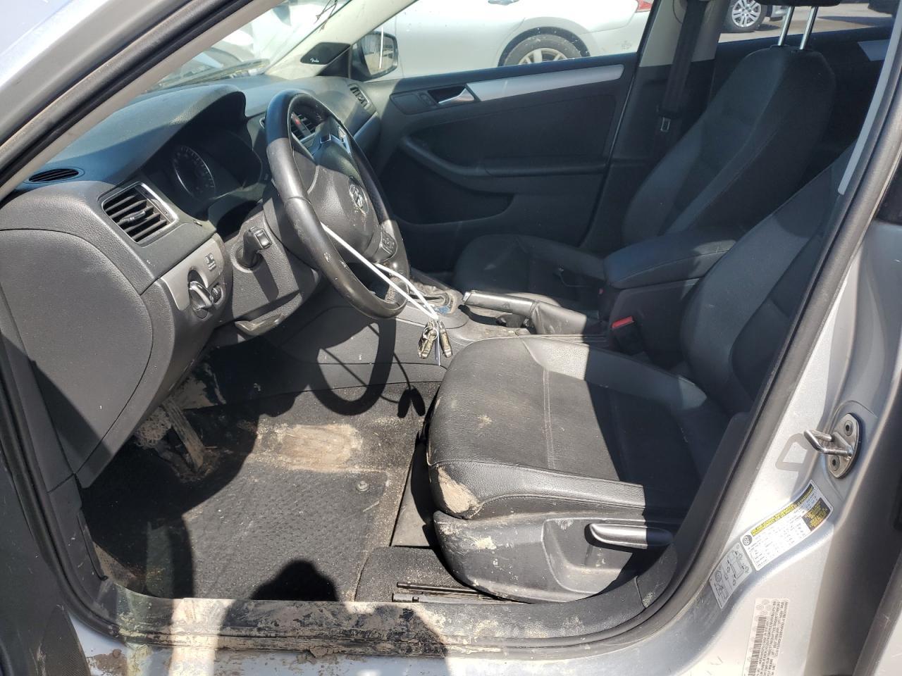 2012 VOLKSWAGEN JETTA