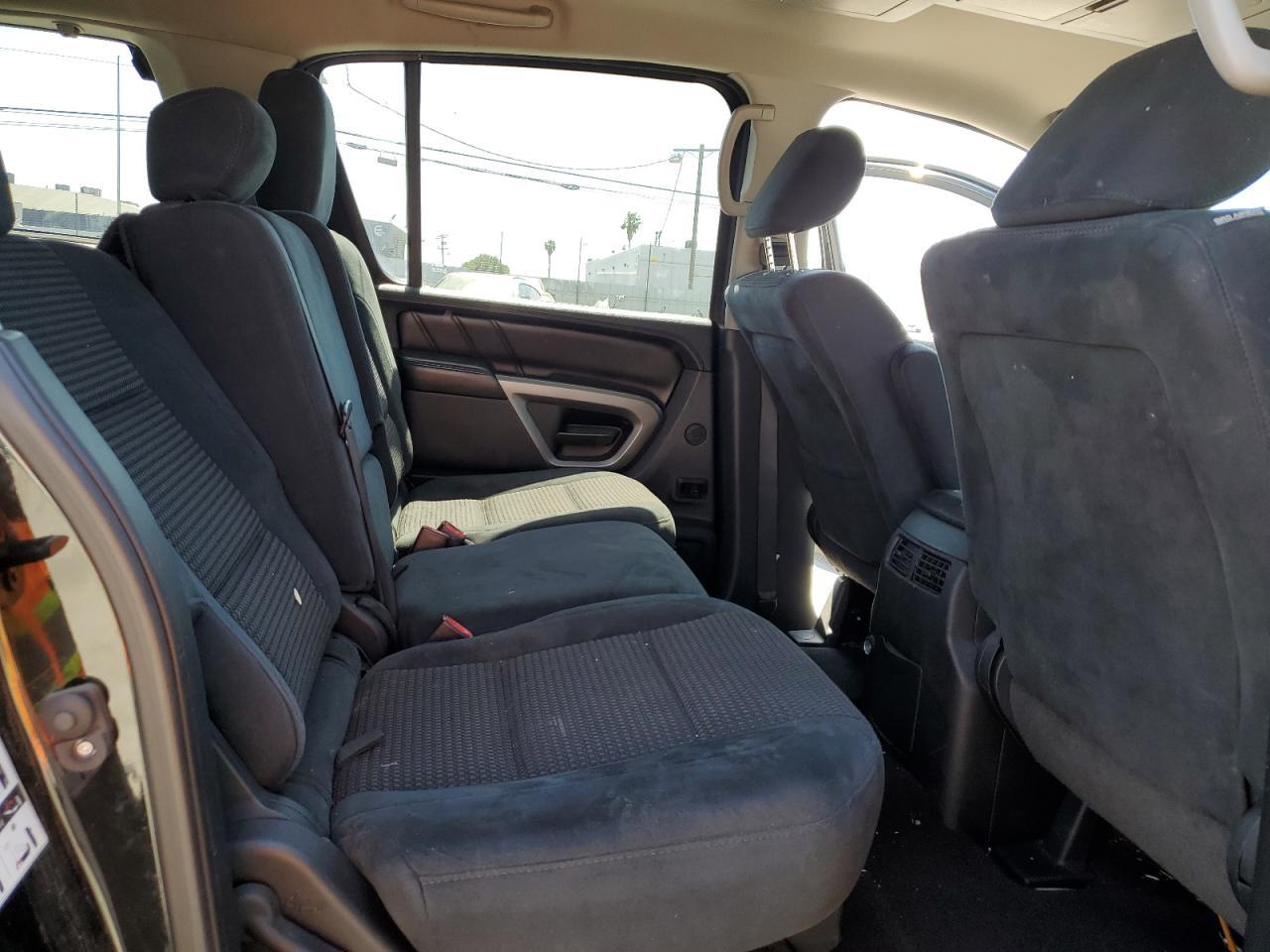 2015 NISSAN Armada