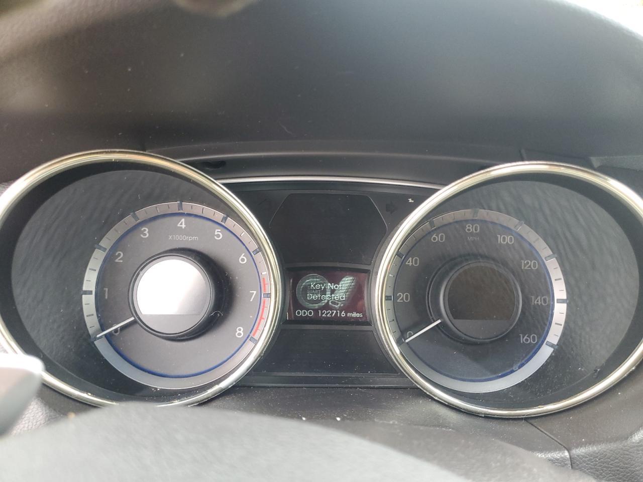 2011 HYUNDAI SONATA