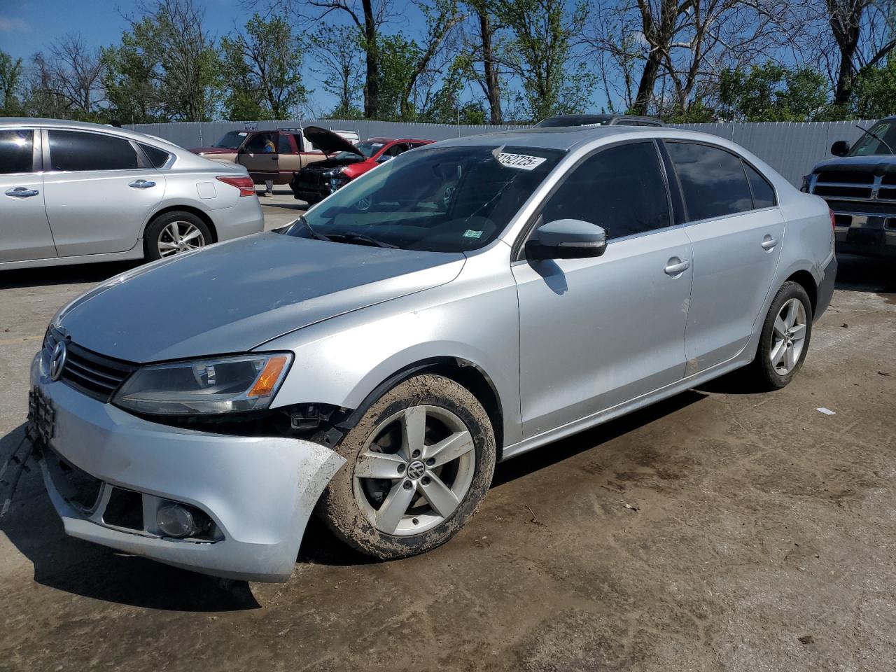 2012 VOLKSWAGEN JETTA