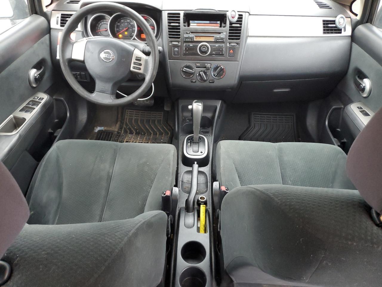 2011 NISSAN VERSA