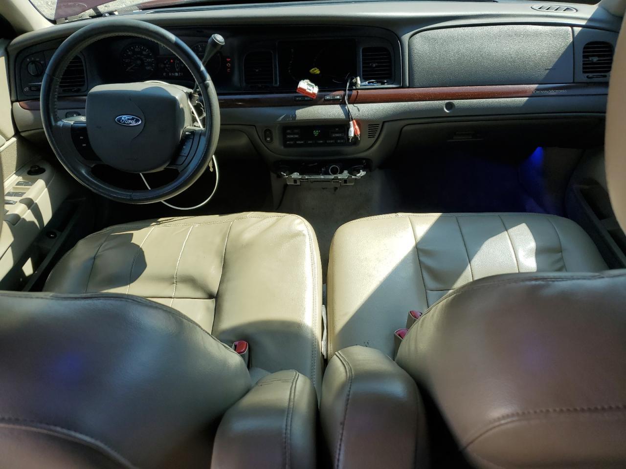 2011 FORD Crown Victoria