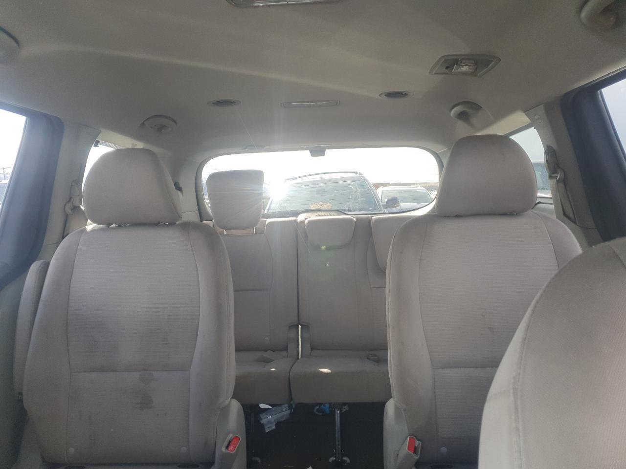 2015 KIA SEDONA
