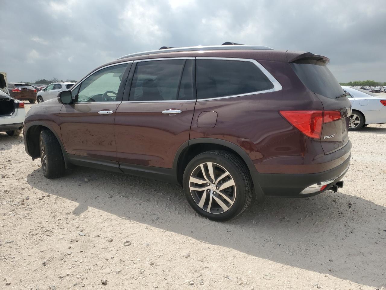 2017 HONDA PILOT