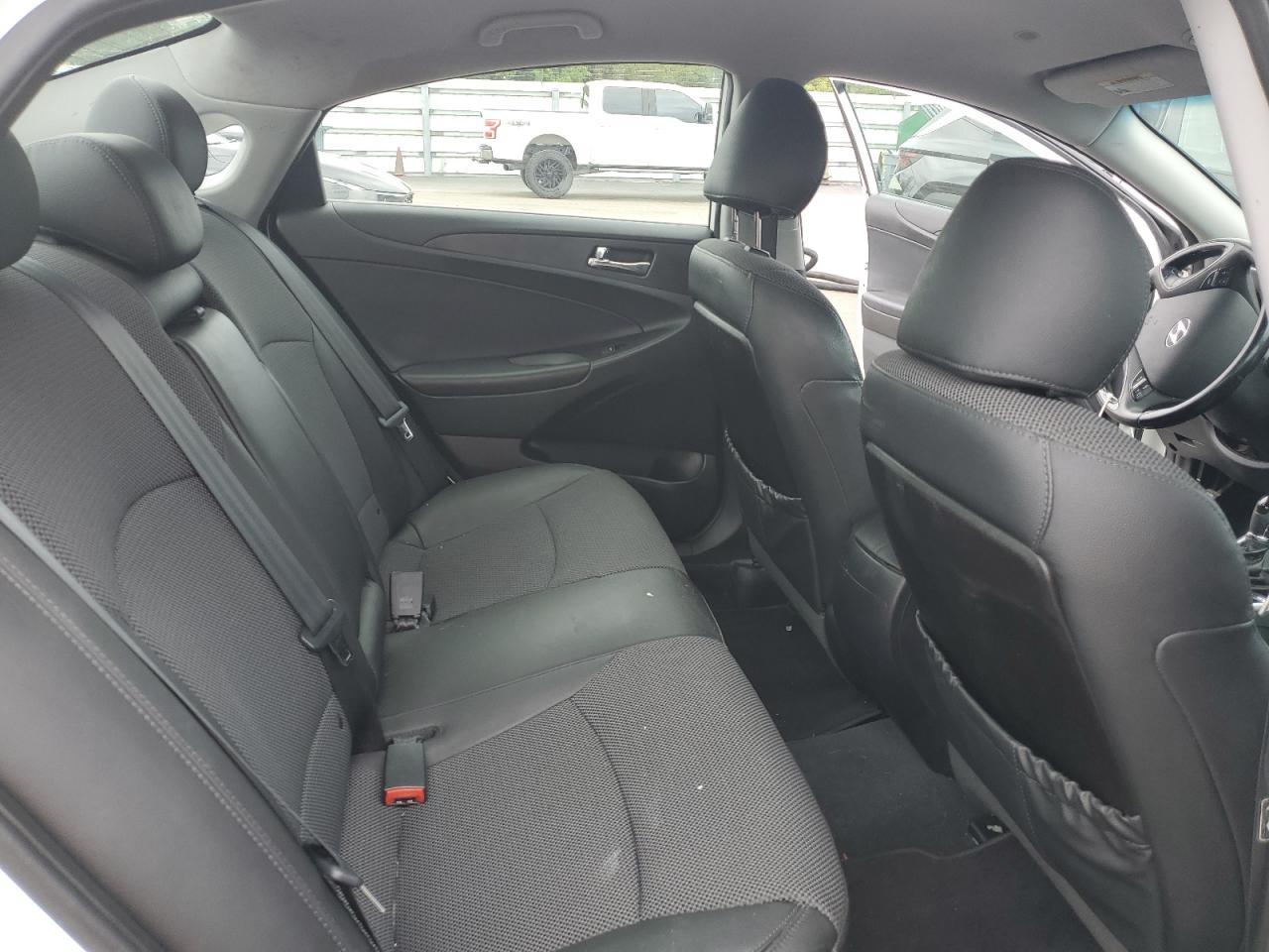 2012 HYUNDAI SONATA