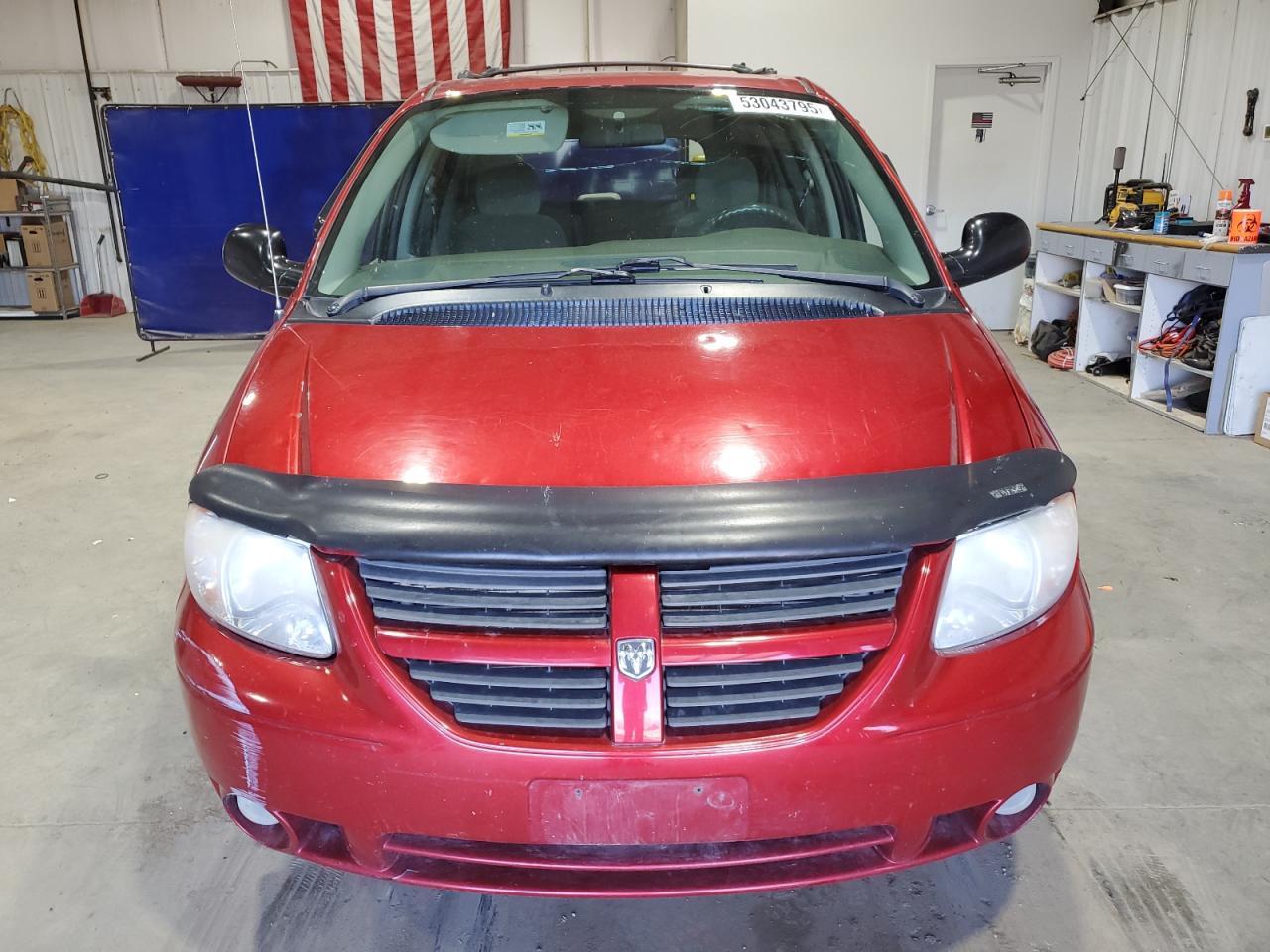 2005 DODGE CARAVAN