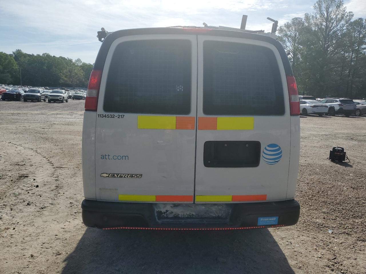 2017 CHEVROLET EXPRESS 2500